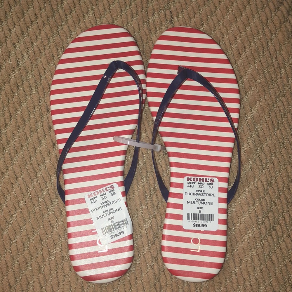 LC Lauren Conrad Sandals
